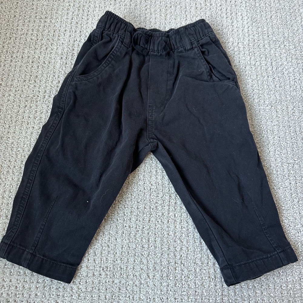 Lightly worn Zara black khaki pants 18-24 months